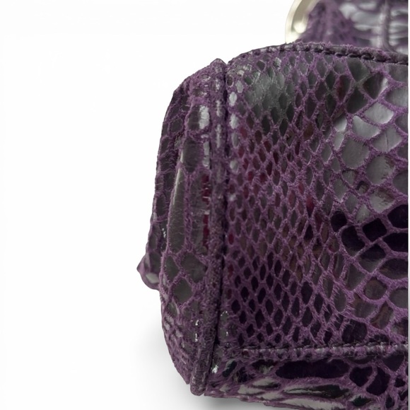 💜 Elle Purple Snakeskin Kiss-Lock Frame Bag Y2K Whimsigoth Crossbody - Picture 10 of 12